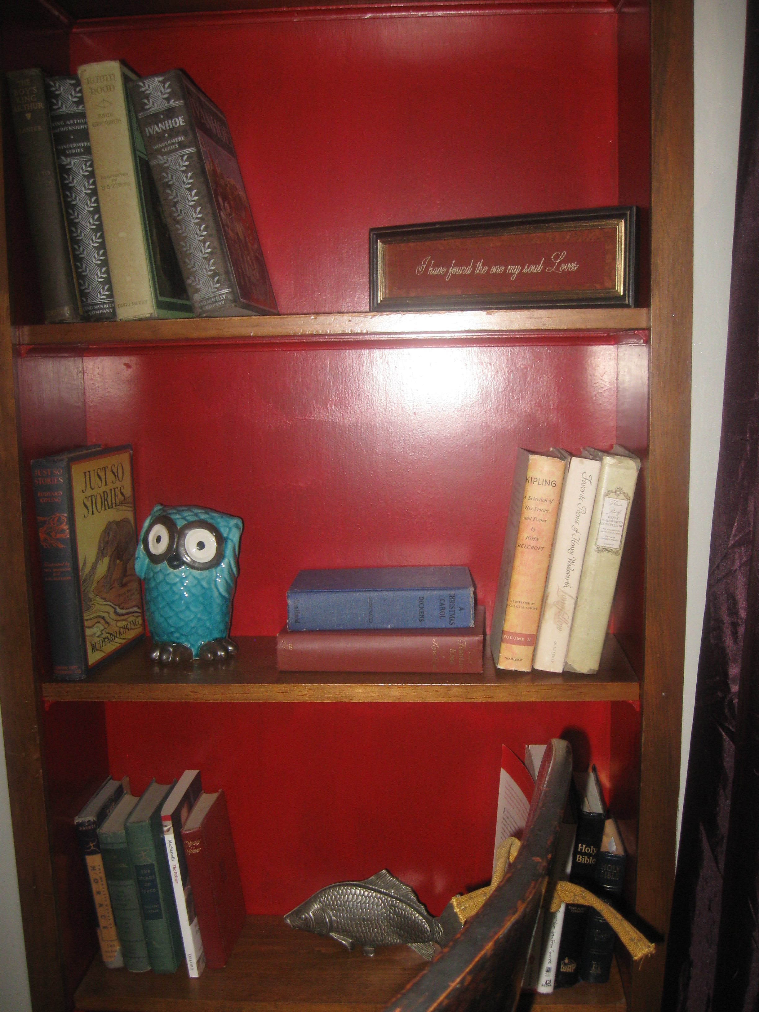 Bright Red Built In Bookshelf Insidehomedesign